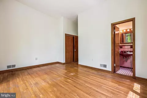 11621 Springridge Rd, Potomac, MD 20854 photo 20