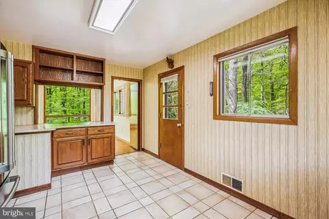11621 Springridge Rd, Potomac, MD 20854 photo 16