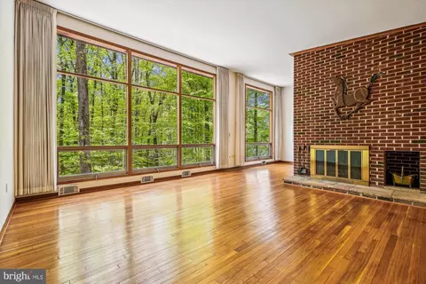 11621 Springridge Rd, Potomac, MD 20854 photo 7