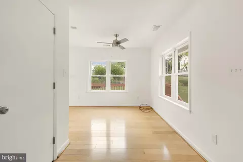 Living - 2619 Cory Ter, Silver Spring, MD 20902 photo 11 of 11