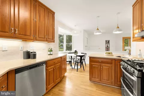 Kitchen - 2619 Cory Ter, Silver Spring, MD 20902 photo 7 of 9