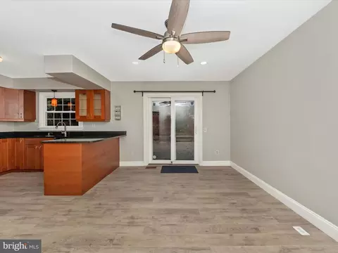 308 Crescendo Way, Silver Spring, MD 20901 photo 13