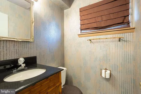 702 Chichester Ln, Silver Spring, MD 20904 photo 28