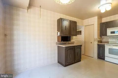 702 Chichester Ln, Silver Spring, MD 20904 photo 31