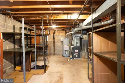 702 Chichester Ln, Silver Spring, MD 20904 photo 49