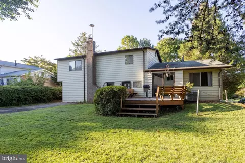 702 Chichester Ln, Silver Spring, MD 20904 photo 3