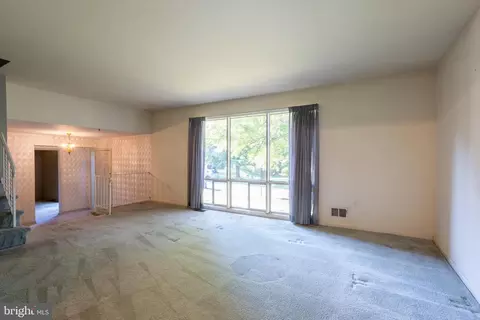 702 Chichester Ln, Silver Spring, MD 20904 photo 32