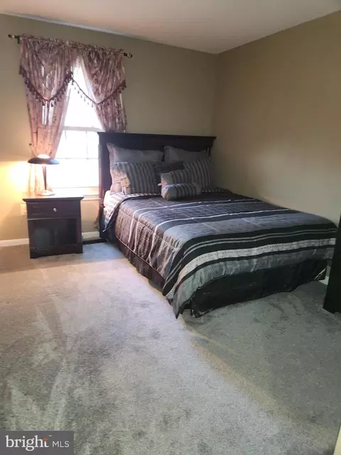 Bedroom - 14920 Carriage Square Dr, Silver Spring, MD 20906 photo 2 of 4