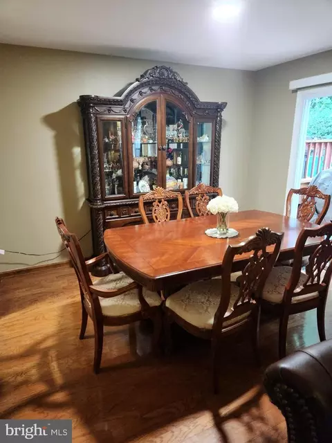 Dining - 14920 Carriage Square Dr, Silver Spring, MD 20906 photo 3 of 3