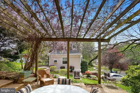 Exterior - 4 Park Valley Rd, Silver Spring, MD 20910 photo 14 of 17