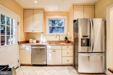 Kitchen - 4 Park Valley Rd, Silver Spring, MD 20910 photo 1 of 3