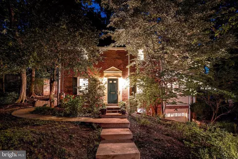 Exterior - 4 Park Valley Rd, Silver Spring, MD 20910 photo 13 of 17