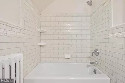 Bath - 4 Park Valley Rd, Silver Spring, MD 20910 photo 5 of 5
