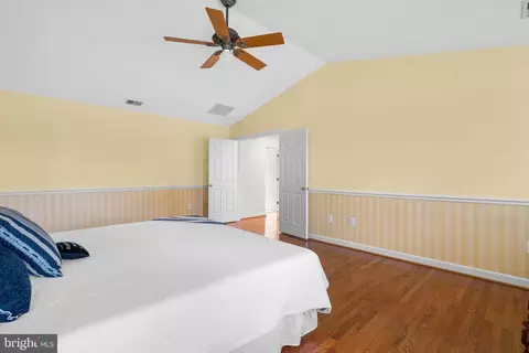 Bedroom - 921 Brick Manor Cir, Silver Spring, MD 20905 photo 7 of 7