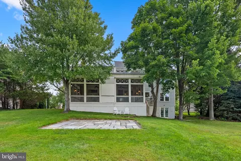 Exterior - 921 Brick Manor Cir, Silver Spring, MD 20905 photo 7 of 11