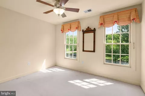 Bedroom - 921 Brick Manor Cir, Silver Spring, MD 20905 photo 1 of 7