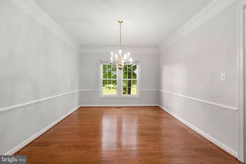 Dining - 921 Brick Manor Cir, Silver Spring, MD 20905 photo 1 of 2