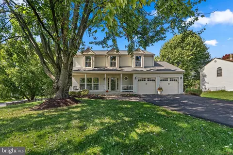 113 Crystal Spring Dr, Ashton, MD 20861