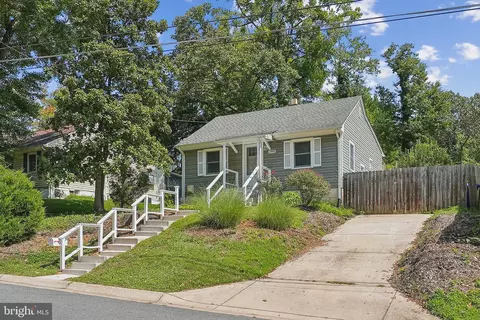 11903 Dewey Rd, Silver Spring, MD 20906