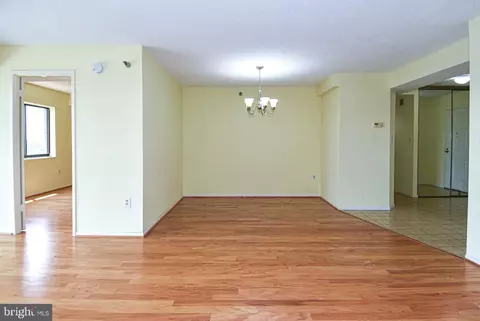 Living - 15107 Interlachen Dr #2-1024, Silver Spring, MD 20906 photo 5 of 7