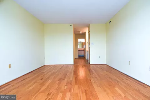 Living - 15107 Interlachen Dr #2-1024, Silver Spring, MD 20906 photo 7 of 7
