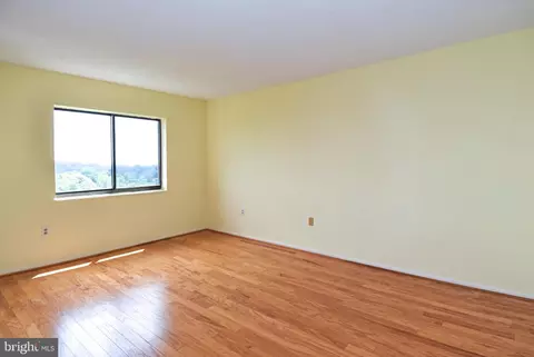 Bedroom - 15107 Interlachen Dr #2-1024, Silver Spring, MD 20906 photo 2 of 4