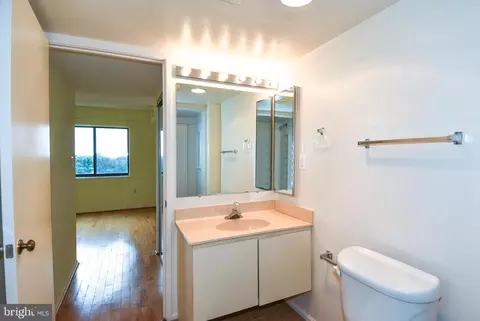Bath - 15107 Interlachen Dr #2-1024, Silver Spring, MD 20906 photo 2 of 6