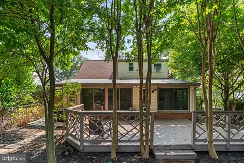 Exterior - 1605 Gridley Ln, Silver Spring, MD 20902 photo 8 of 8