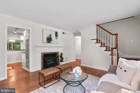 Living - 1605 Gridley Ln, Silver Spring, MD 20902 photo 1 of 1