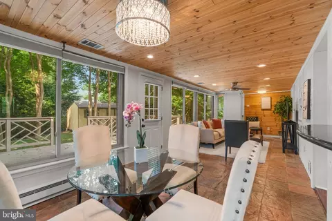 Dining - 1605 Gridley Ln, Silver Spring, MD 20902 photo 1 of 3