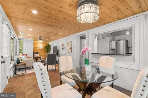 Dining - 1605 Gridley Ln, Silver Spring, MD 20902 photo 3 of 3