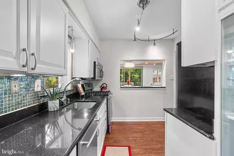 Kitchen - 1605 Gridley Ln, Silver Spring, MD 20902 photo 4 of 4