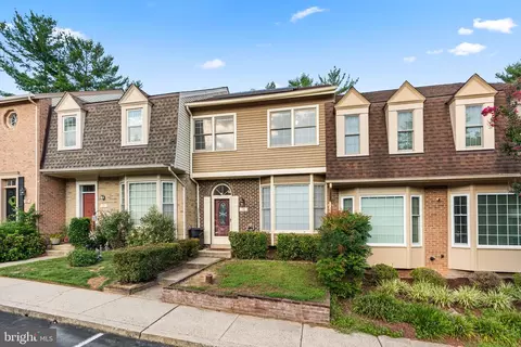 Exterior - 13 Hickory Hill Ct, Silver Spring, MD 20906 photo 2 of 9