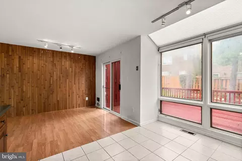 Living - 13 Hickory Hill Ct, Silver Spring, MD 20906 photo 6 of 9