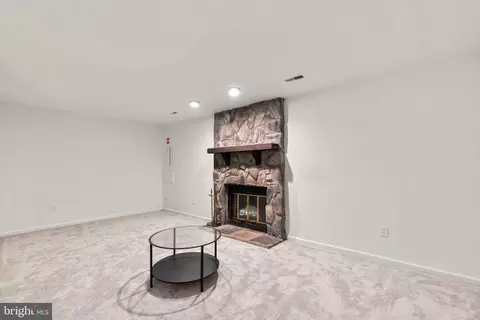 Living - 13 Hickory Hill Ct, Silver Spring, MD 20906 photo 7 of 9