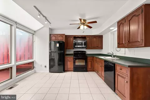 Kitchen - 13 Hickory Hill Ct, Silver Spring, MD 20906 photo 2 of 3