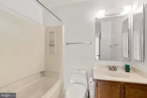 Bath - 13 Hickory Hill Ct, Silver Spring, MD 20906 photo 2 of 3