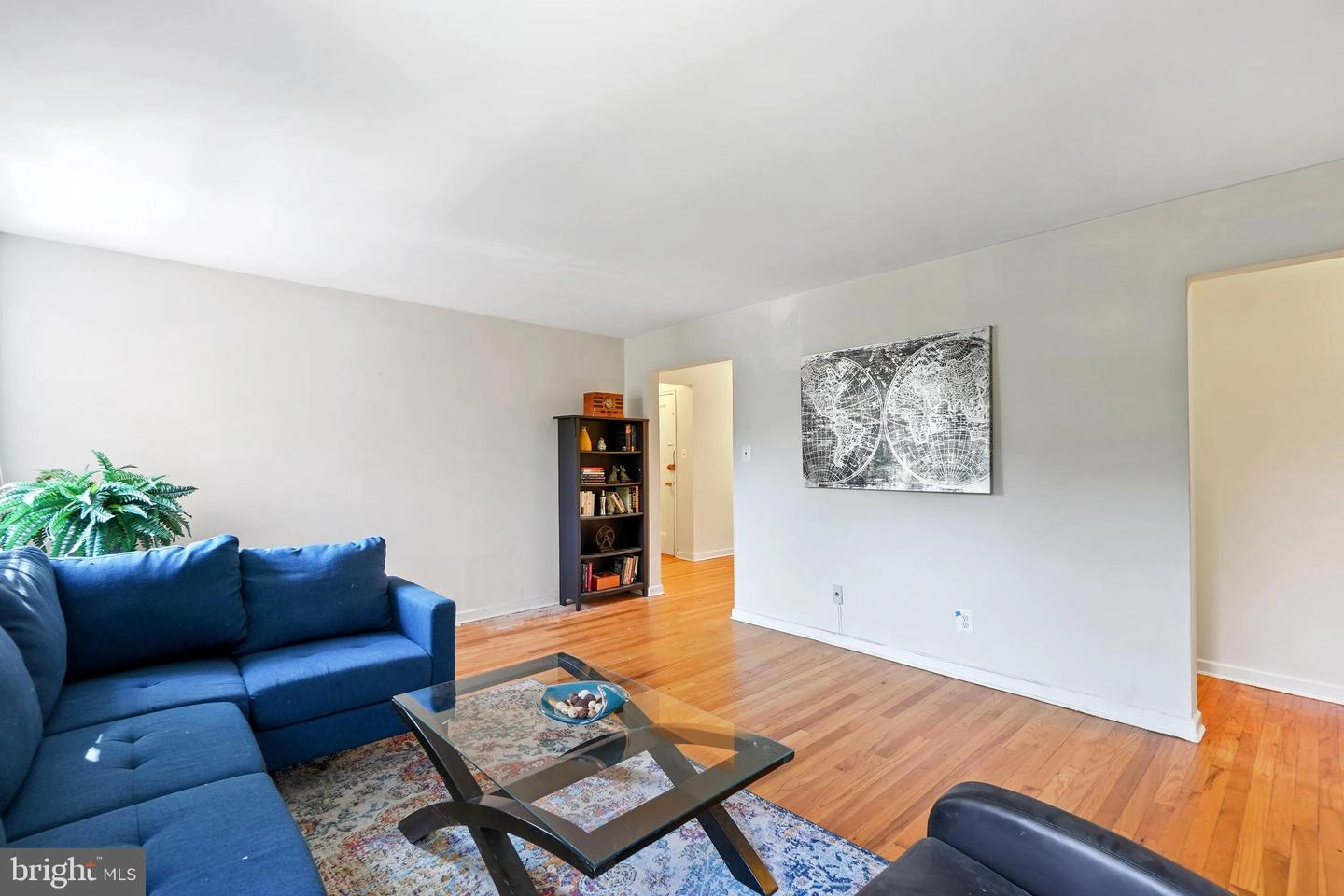 Living - 2310 Colston Dr #201, Silver Spring, MD 20910 photo 2 of 3