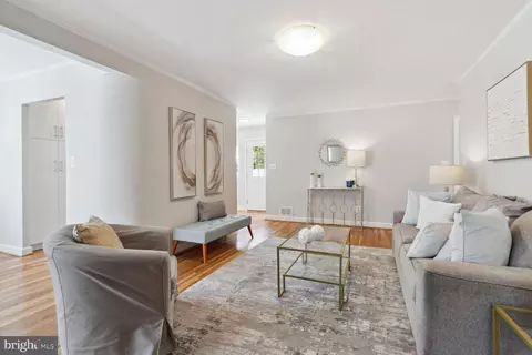 10109 Quinby St, Silver Spring, MD 20901 photo 5