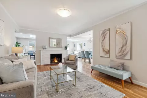 10109 Quinby St, Silver Spring, MD 20901 photo 3