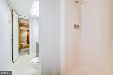9742 Hedin Dr, Silver Spring, MD 20903 photo 23