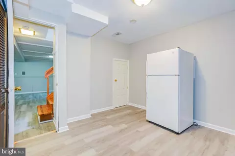 9742 Hedin Dr, Silver Spring, MD 20903 photo 28