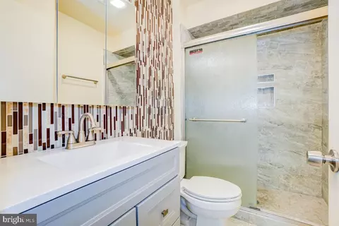 9742 Hedin Dr, Silver Spring, MD 20903 photo 16