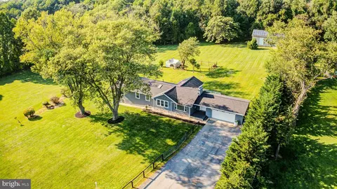 5619 Riggs Rd, Gaithersburg, MD 20882
