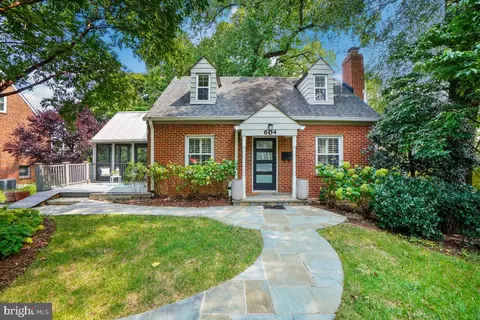 604 Dartmouth Ave, Silver Spring, MD 20910