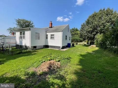 Exterior - 12306 Veirs Mill Rd, Silver Spring, MD 20906 photo 1 of 4