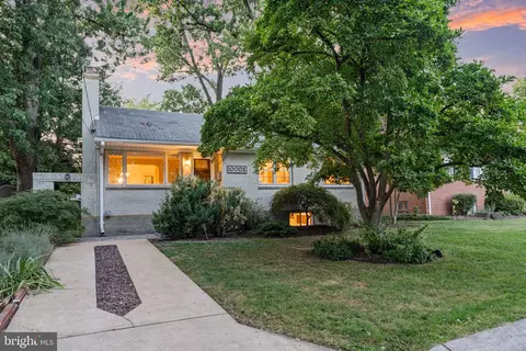 10002 Grayson Ave, Silver Spring, MD 20901