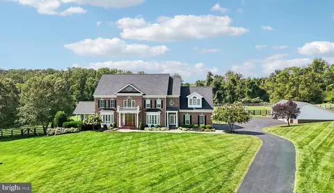 14930 Finegan Farm Dr, Darnestown, MD 20874