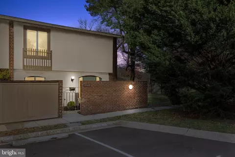 19665 Brassie Pl #1A, Montgomery Village, MD 20886