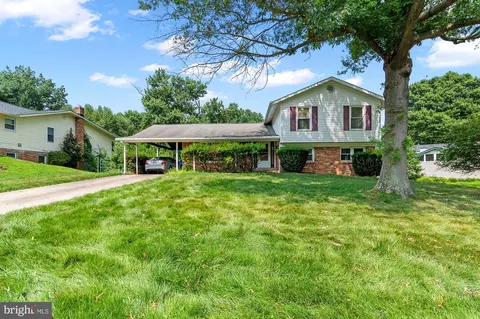 2016 Cradock St, Silver Spring, MD 20905